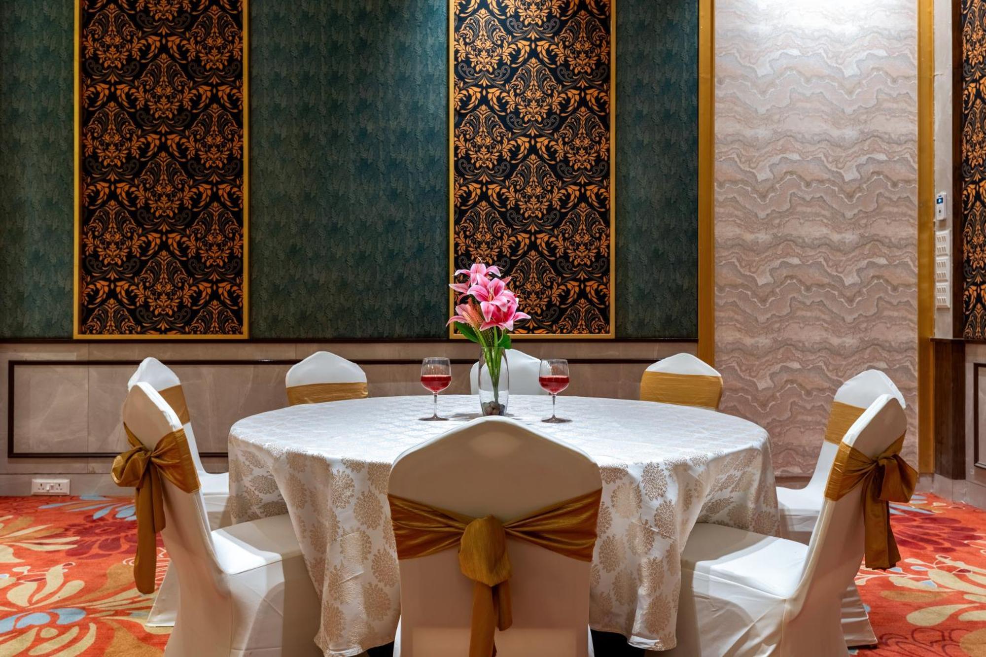 Sayaji Resorts & Spa ウダイプル エクステリア 写真