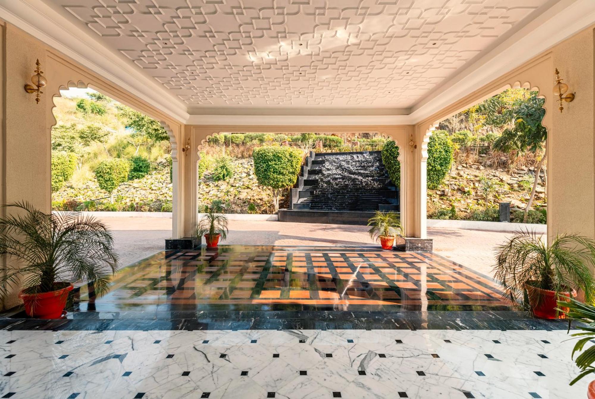 Sayaji Resorts & Spa ウダイプル エクステリア 写真